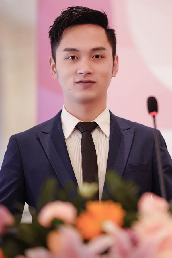 市体育舞蹈运动协会会长付荣,武汉体育舞蹈艺术学校常务副校长李跃辉